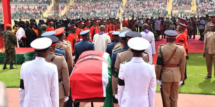 GSU Officer Loses Pistol During Raila Odinga’s Burial in Bondo