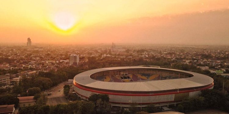 Stadion Manahan: A Historic Sports Venue in Surakarta, Indonesia