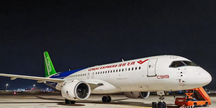 COMAC C919 Debuts in Middle East at Dubai Airshow