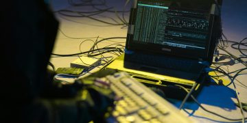 How To Spot a Cybersecurity Issue Before a Breach