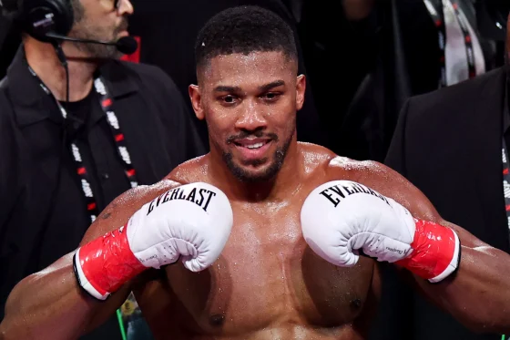 Anthony Joshua Injured in Car Accident in Nigeria: Two Dead, Former World Heavyweight Champion in Stable Condition