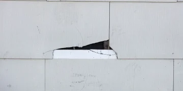 Asbestos Siding: Risks, Identification, and Removal Tips