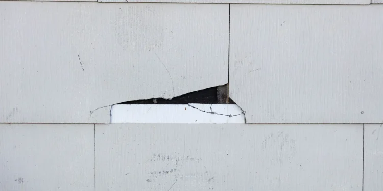 Asbestos Siding: Risks, Identification, and Removal Tips