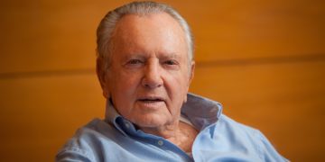 Morris Kahn Billionaire Profile