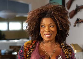 Lorraine Toussaint Net Worth