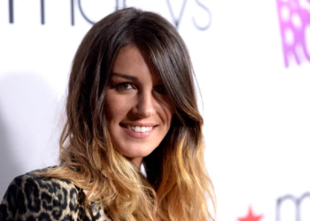 Shenae Grimes Net Worth, Career, and Personal Life: A Detailed Look at Her Journey