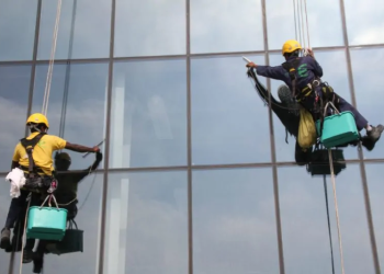 Window Cleaning Services in Upperhill Towers