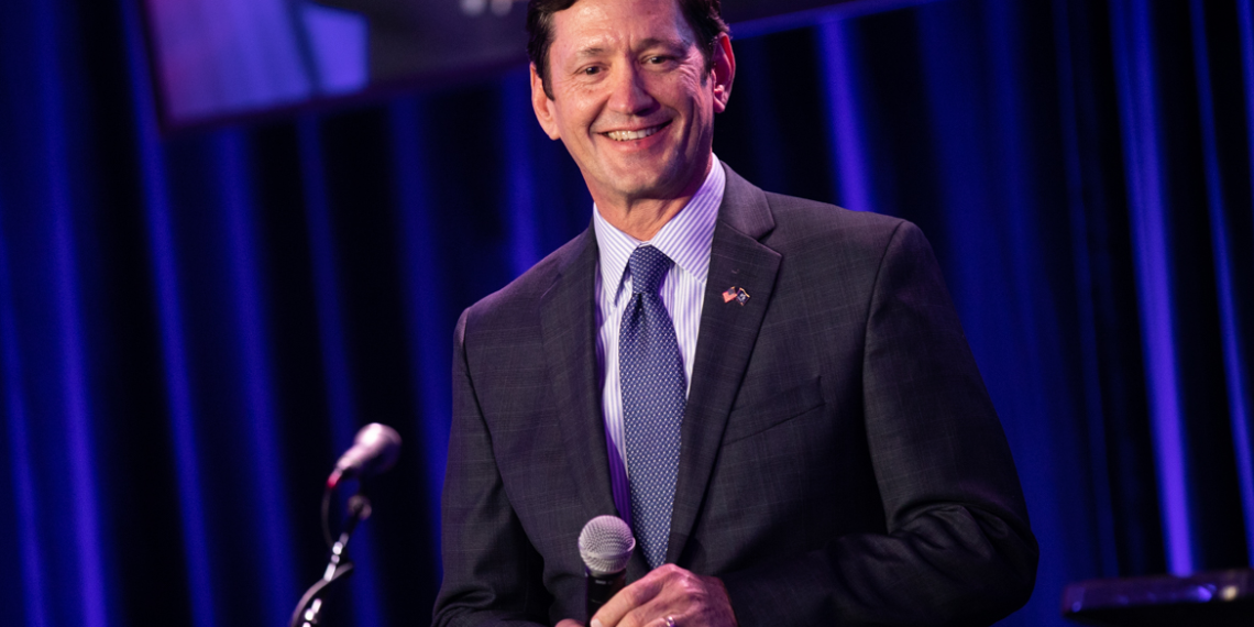 Hub International Adds Former CNA and USAA Chief Executives to Its Board