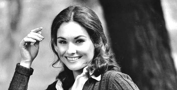 Lori Saunders Net Worth: The Actress Who Defined Bobbie Jo Bradley