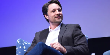 Martin Henderson