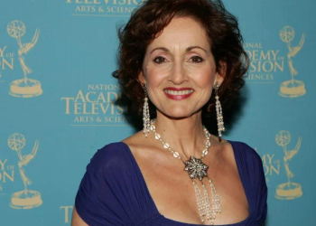 Robin Strasser Net Worth: $5 Million
