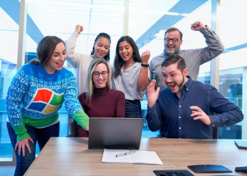 Tackling Workforce Anxiety for Successful AI Integration