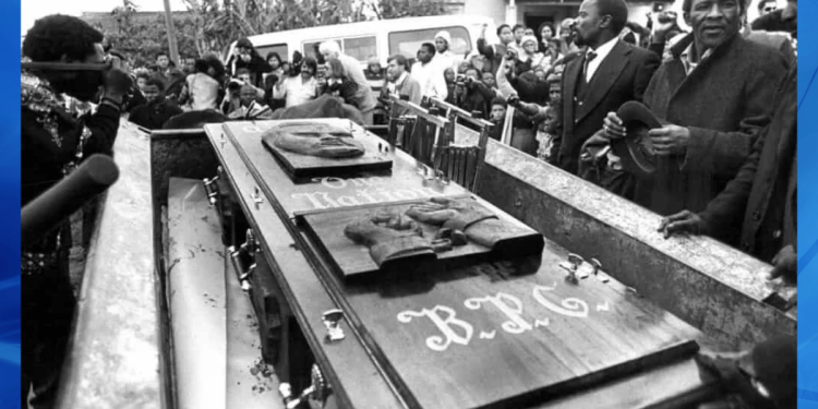 Steve Biko funeral 1977 King William’s Town thousands mourners