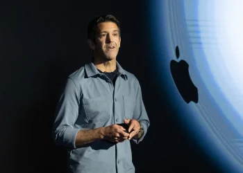 Apple Explores Samsung and Intel Chip Supply