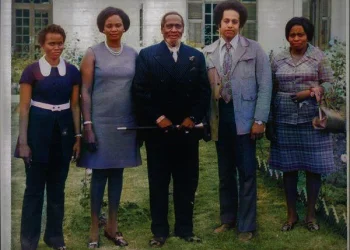 President Jomo Kenyatta poses with Mama Ngina Kenyatta and family members at State House Nairobi in July 1971.