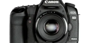 Canon EOS 5D Mark II: Specs, Sensor, Full HD Video and DSLR Features