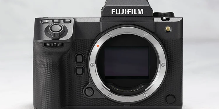 FUJIFILM GFX100: Specs, Price, Dynamic Range and Video Features