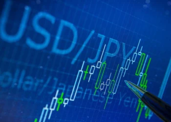 USD/JPY Near 162 as Japan Intervention Fears Rise