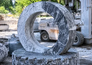 Why Water Can Defeat a 1000kg Stone