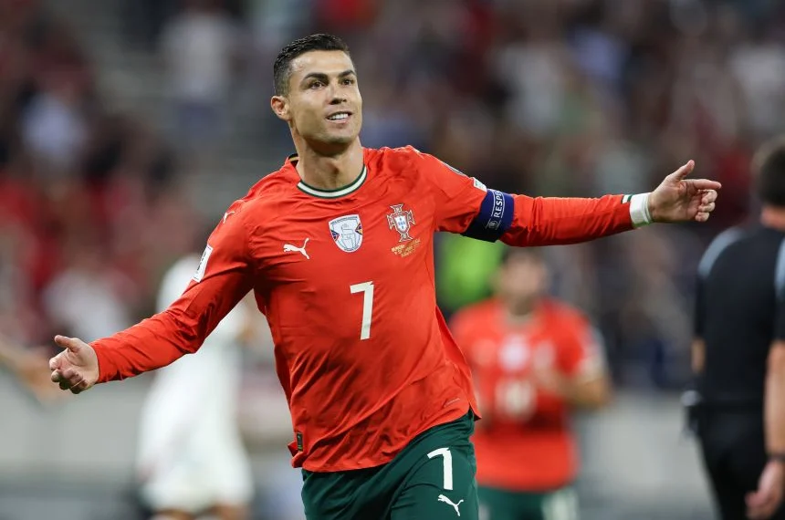 Footballers With 500 Goals: Ronaldo Leads List